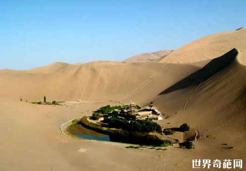 中国最大的沙漠塔克拉玛干沙漠 死亡之海你敢闯吗