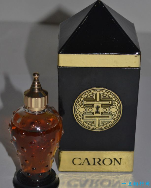 世界十大最贵的香水排行榜：Caron Poivre - 每盎司1000美元