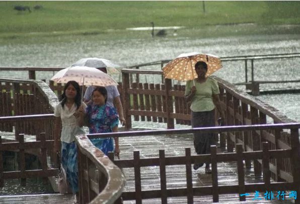 缅甸穆尔梅因（平均年降雨量：4,820毫米）