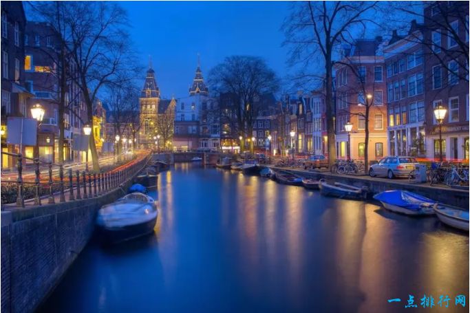 世界十大最幸福的国家排行榜：荷兰 生活满意度评分：7.4