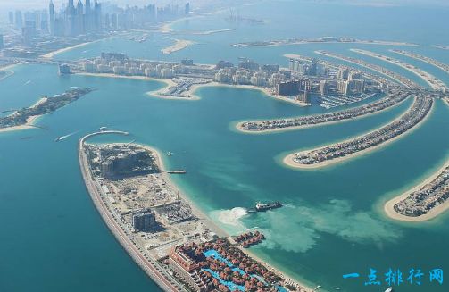 世界十大港口之一迪拜港口