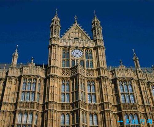 克伦威尔皇家空军学院, 英国