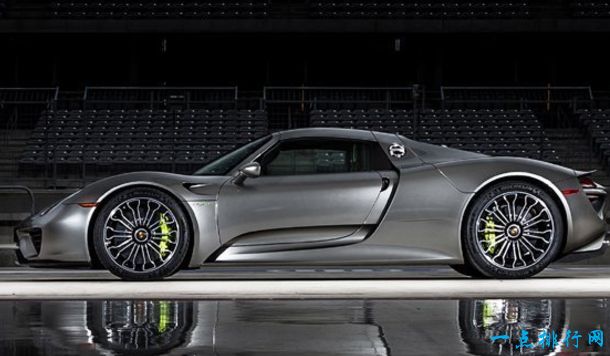 保时捷918 Spyder(615万元)