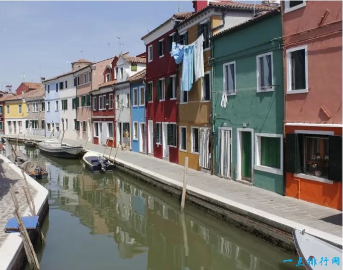 世界十大最多彩的城市：意大利威尼斯布拉诺