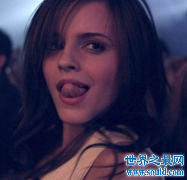 艾玛沃特森吸奶照 哈利波特女主的清纯 原来都是