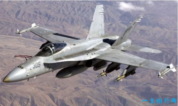 F/A-18“大黄蜂”战斗攻击机 9400万美元