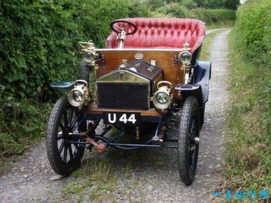 世界上最古老的劳斯莱斯汽车 至今仍可上路行驶